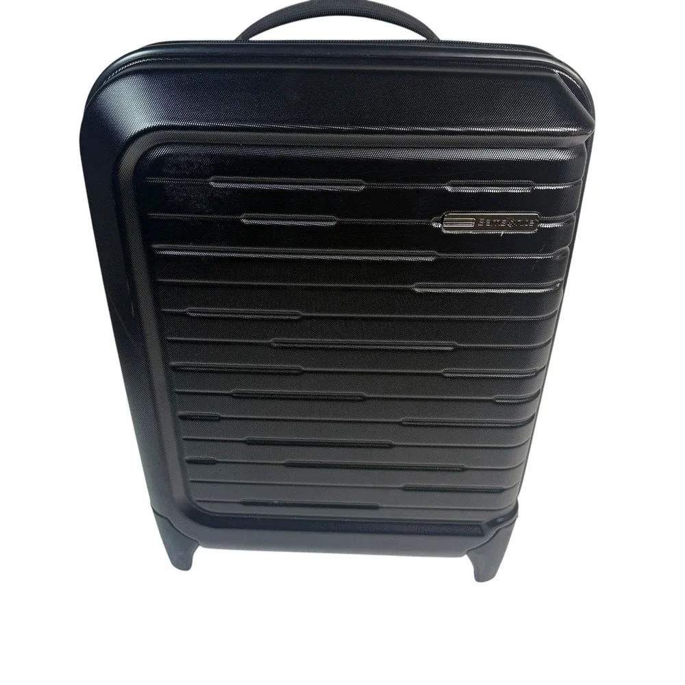Samsonite Black Hardside Carry On Luggage USB Port Spinner 1137151 4500566367